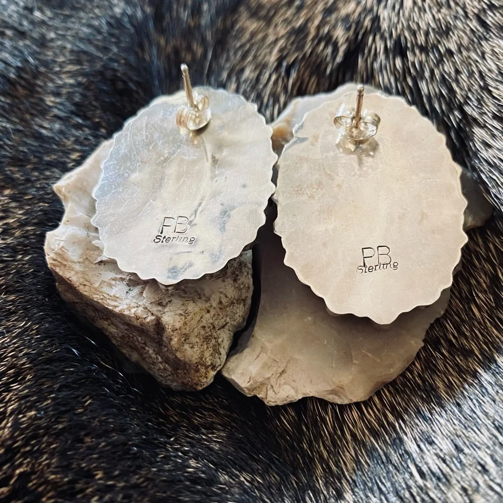 Luscious Mediterranean Red Coral Needle Point earrings in Sterling Silver. - Picture 2 of 3